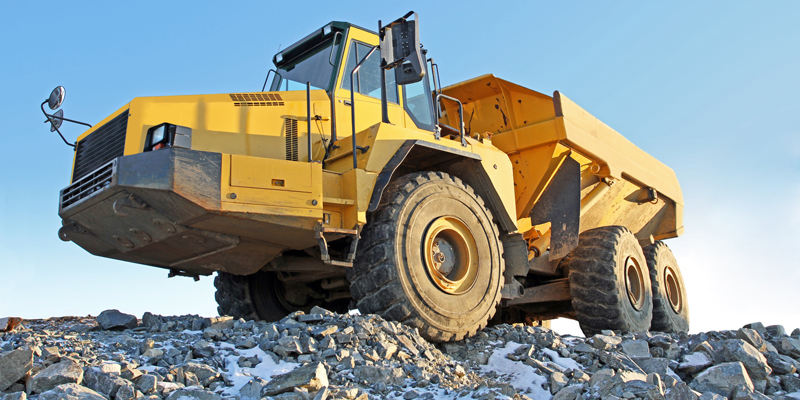Mining-Truck-on-a-Mound-800x400